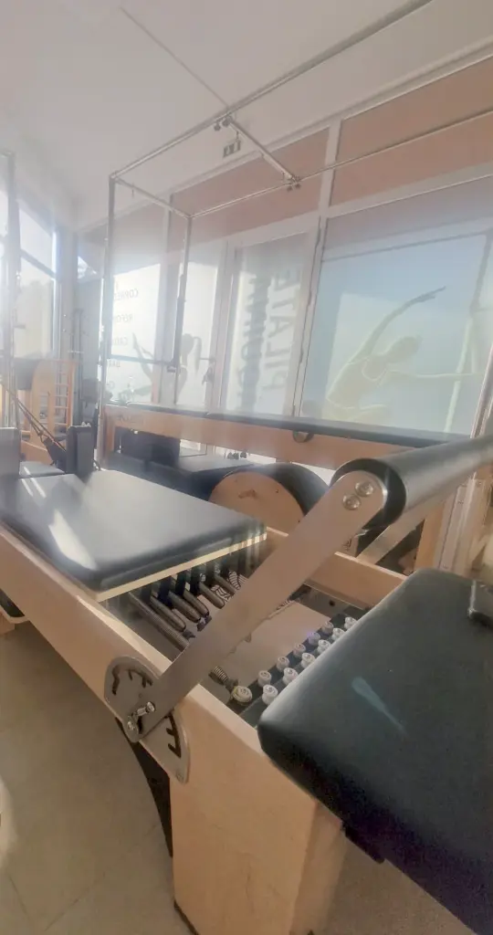 Aparelho Reformer no Pilates Premium Studio