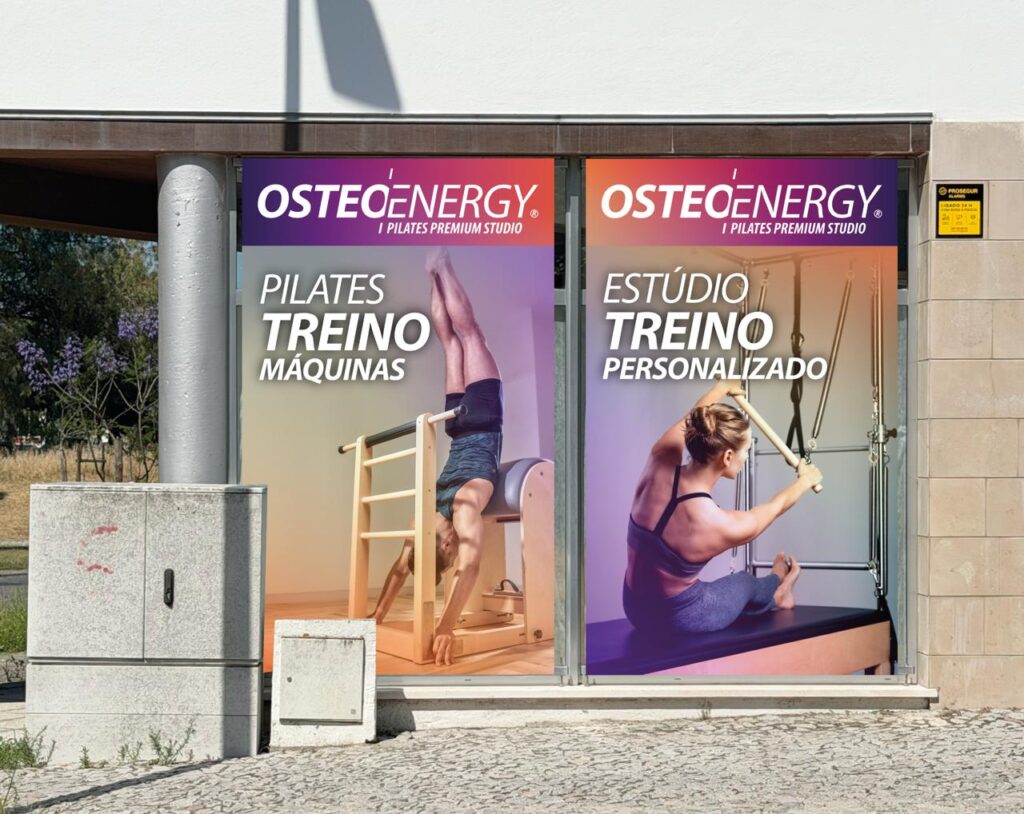 Fachada do Pilates Premium Studio, com as lonas de Pilates com Máquinas e Treino Personalizado